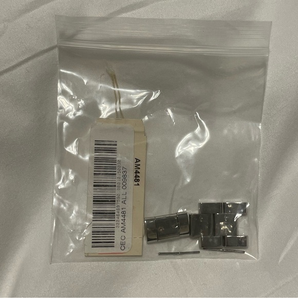 Fossil Cecile Silver Watch - Picture 5 of 5